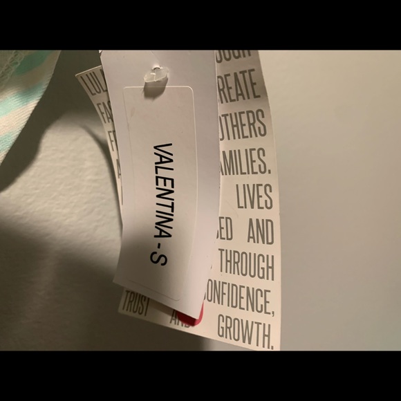 NWT LuLaRoe Valentina Button Down Shirt Sz S - Picture 6 of 7